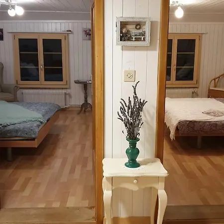 White In Aeschi Bei Spiez