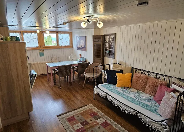 White In * Aeschi Bei Spiez