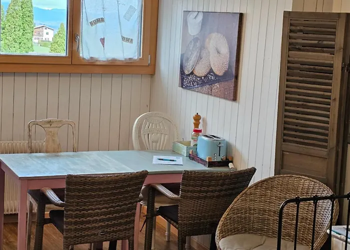 White In Appartamento